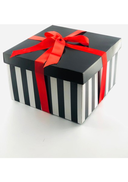 31X31X20 Desenli Pasta Kutusu (10 Adet) fiyatları