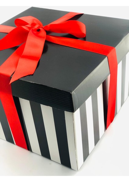 31X31X20 Desenli Pasta Kutusu (10 Adet) modelleri