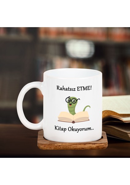 Kitaplı Hediye Kitap Kurdu Tasarımlı Kupa / Sözlü Kupa