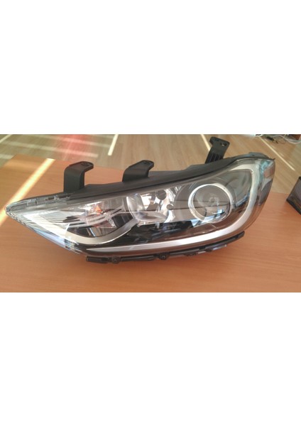 Far Elantra 2016-2017 Elektrikli Motorlu LED Siz Sol Oem No: HD01-77001-ZEM-L