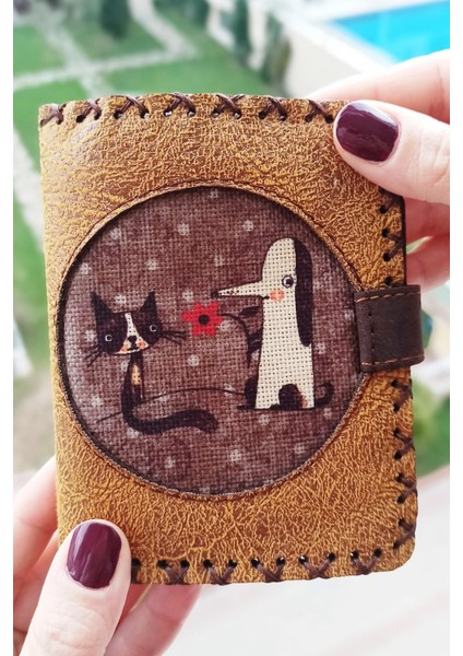 El Yapımı Kadın Cüzdan Vegan Deri Kedi Köpek Görselli Hardal Renk