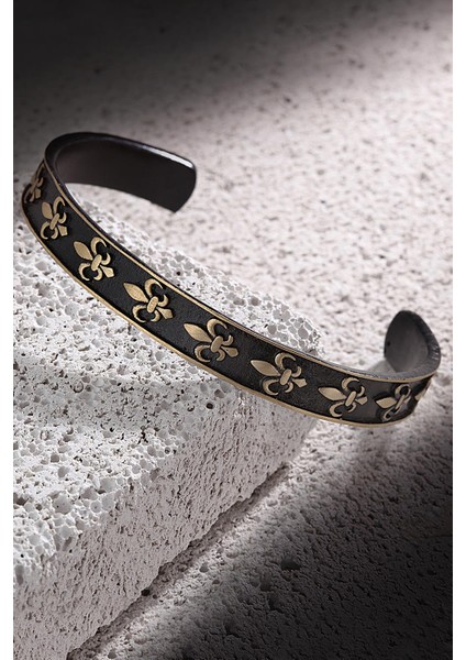 Lilyum Figürlü Siyah Renk Erkek Kelepçe Bileklik FRJ11163-1263-B