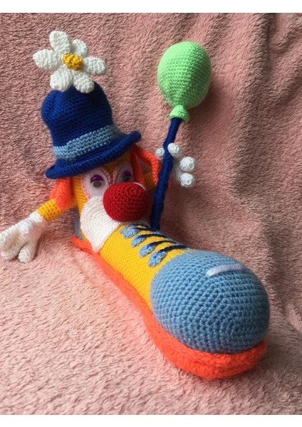 Palyaço Kalemlik Amigurumi Oyuncak