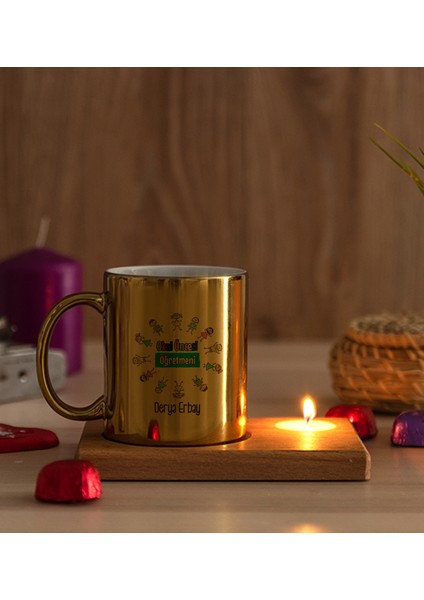 Kişiye Özel Okul Öncesi Öğretmeni Ahşap Altlıklı Mumlu Gold Kupa Bardak modelleri