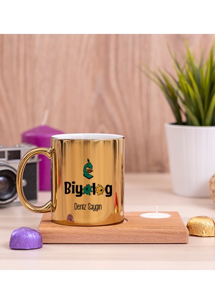 Kişiye Özel Biyolog Ahşap Altlıklı Mumlu Gold Kupa Bardak
