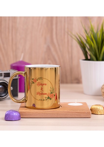 Kişiye Özel İki İsimli Çifltere Özel Ahşap Altlıklı Mumlu Gold Kupa Bardak
