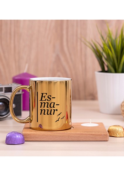 Kişiye Özel İsme Özel Heceli Ahşap Altlıklı Mumlu Gold Kupa Bardak