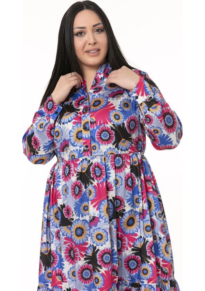 Büyük Beden Hakim Yaka Beli Yanlardan Lastikli Robalı Fırfırlı Saten Mavi Midi Elbise fiyatları