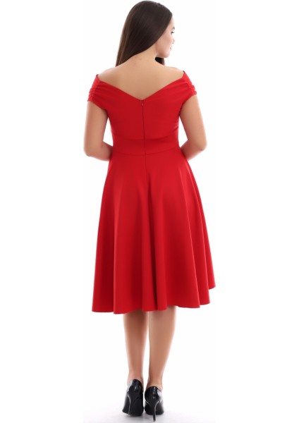 Kırmızı Kayık Yaka Elbise F107 fırsatları