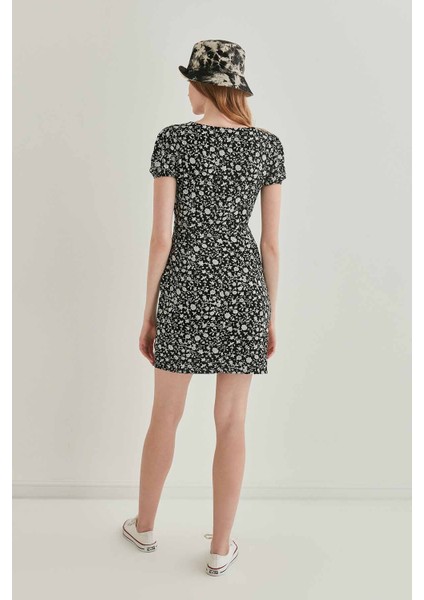 Yaka Bağcık Detaylı Minik Kol Elbise modelleri