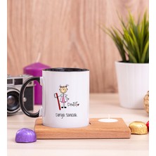 Hediye Dükkanı Kişiye Özel Bayan Diş Hekimi Karikatürü Ahşap Altlıklı Mumlu Siyah Kupa Bardak