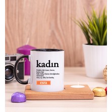 Hediye Dükkanı Kişiye Özel Kadın Kelime Anlamı Ahşap Altlıklı Mumlu Siyah Kupa Bardak