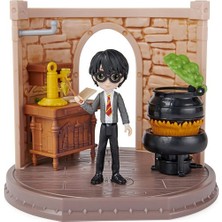 Oyuncak Zinciri 6061847 Iksir Dersi ve Harry Potter Figür - Magical Minis, Harry Potter, +5 Yaş