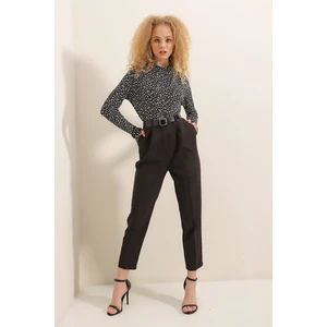 Kemerli Arka Lastik Pantolon