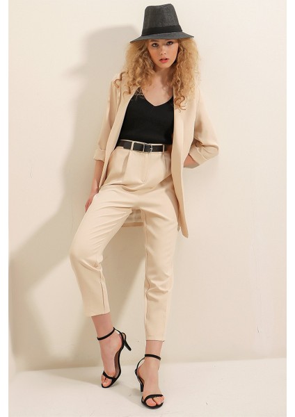 Kemerli Arka Lastik Pantolon