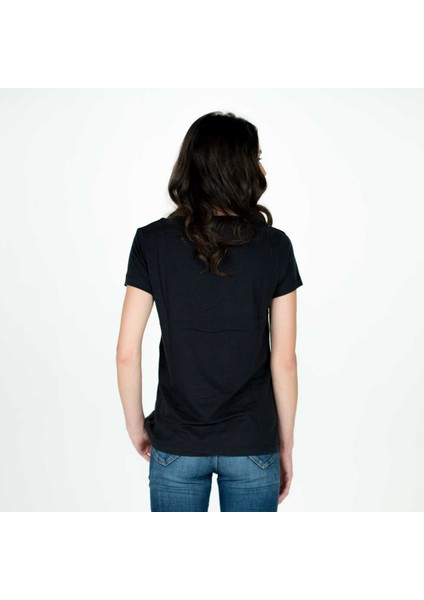 Kadın Derin V Yaka T-Shirt - Siyah modelleri