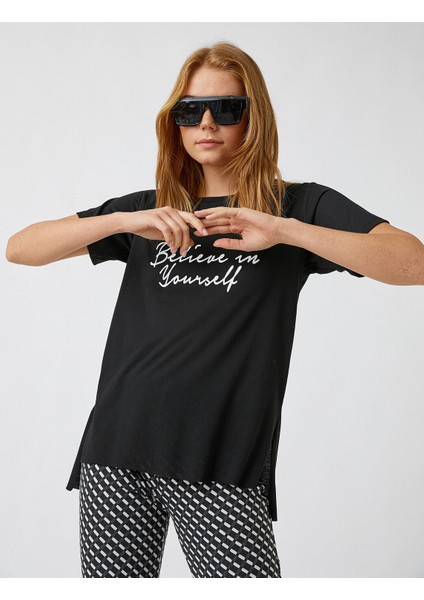 2YAK13713EK Yuvarlak Yaka Kısa Kollu Normal Kalıp Siyah Kadın T-Shirt fiyatları