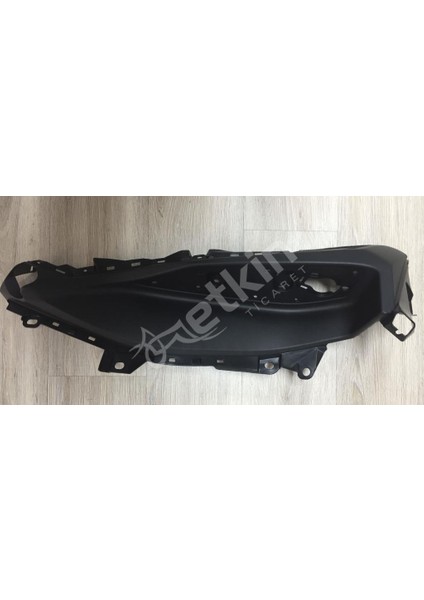 XMAX300 Sol Basamak Tabanı BL1F748100