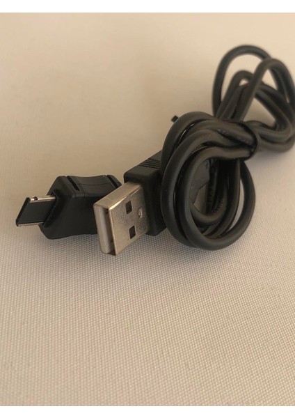 Cep Telefonu Data Şarj Kablosu 8X1MM fiyatları