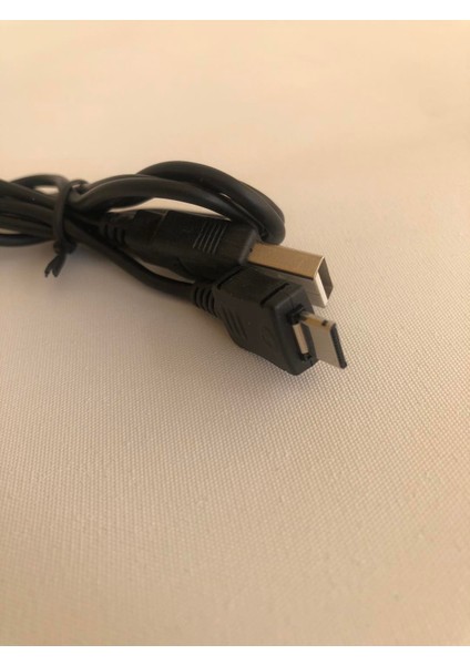 Cep Telefonu Data Şarj Kablosu 8X1MM modelleri