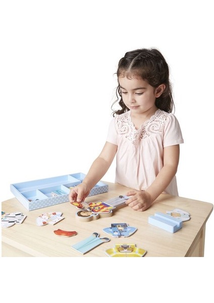 Melissa And Doug Ahşap Mıknatıslı Giydirme - Julia