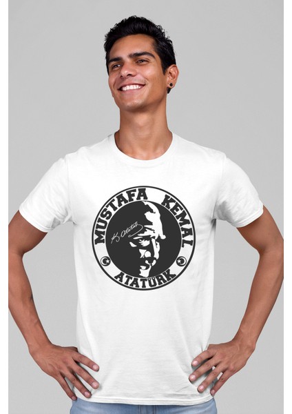 Dairede Atatürk Beyaz Kısa Kollu Erkek T-Shirt