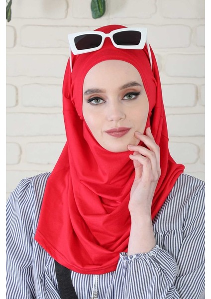 Tasarım Penye Bone Kırmızı B-33