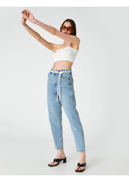 2SAL40060MD Yüksek Bel Mom FitAçık İndigo Kadın Denim Pantolon fiyatları