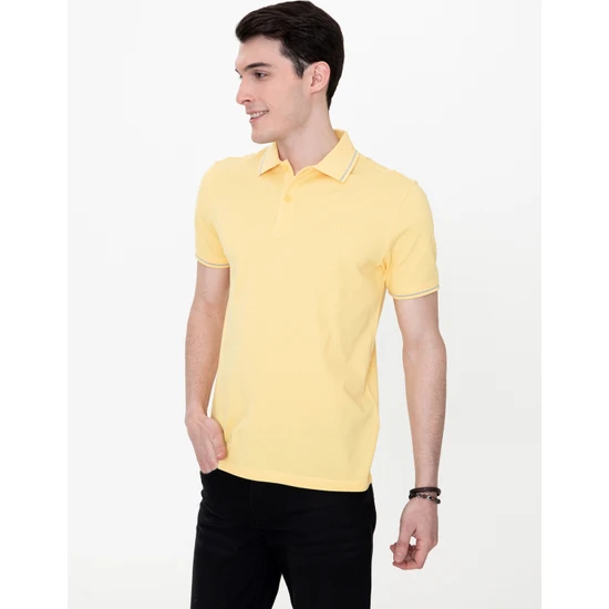 Pierre Cardin Sarı Slim Fit Basict-Shirt 50252448-VR044