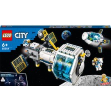 LEGO City Ay Uzay İstasyonu 60349 - 6 Yaş ve Üzeri Çocuklar için 5 Astronot Minifigürlü Oyuncak Yapım Seti (500 Parça)