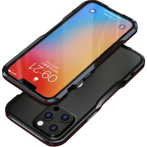 Apple Iphone 13 Pro Max 6.7 Inç Darbeye Dayanıklı Karbon Fiber Doku Galvanik Metal Telefon Kılıfı - Siyah Kırmızı (Yurt Dışından)