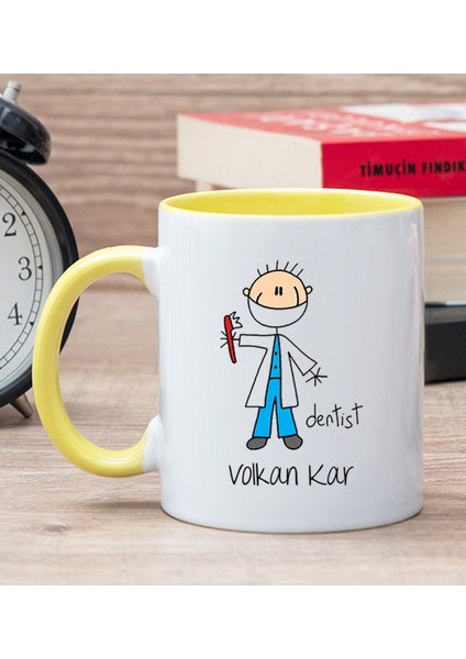 Kişiye Özel Erkek Diş Hekimi Karikatürü Sarı Kupa Bardak