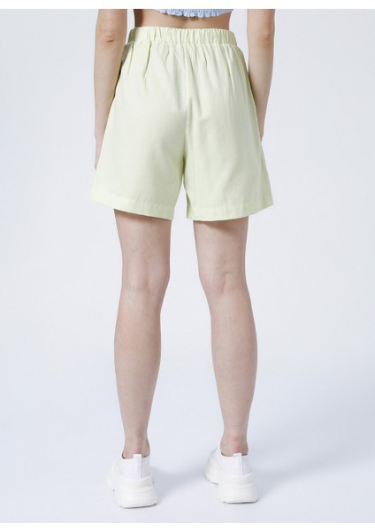 Lastikli Standart Kalıp Yeşil Kadın Şort - K-Sergino fiyatları