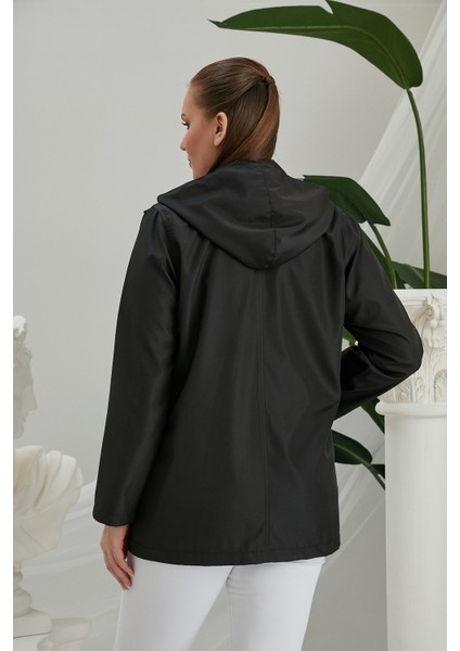 Iç Astar Ekose Detaylı Büyük Beden Siyah Trençkot modelleri
