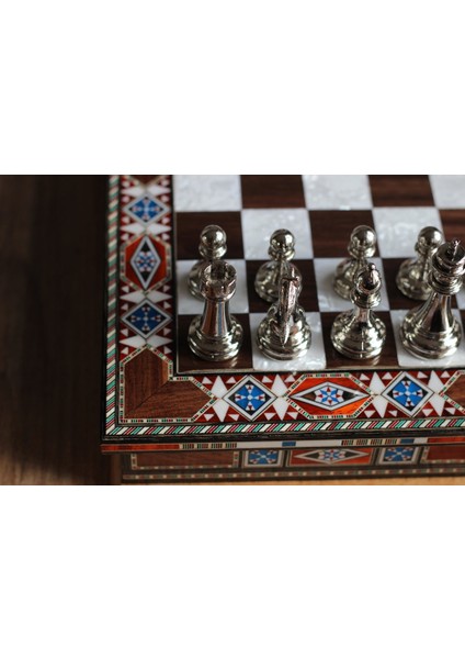 El Yapımı Özel Üretim Sedefli Satranç, Klasik Metal Satranç Takımı , Klasik Satranç Takımı, Kutulu Satranç Takımı fırsatları