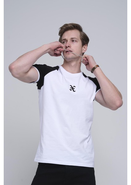 Linus Slim Fit Likralı Kol ve Omuz Şeritli Erkek Tshirt