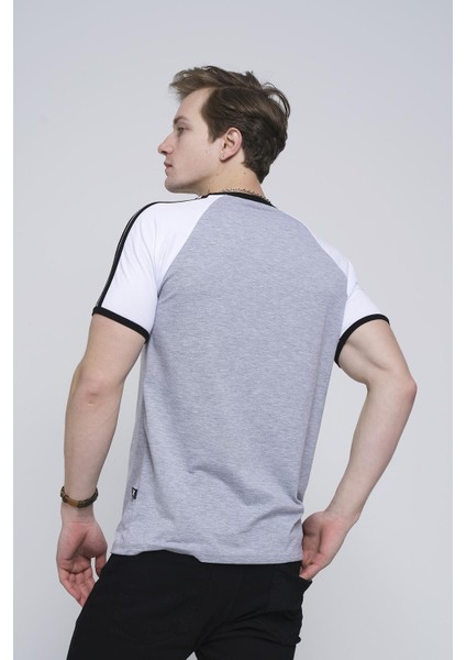 Linus Slim Fit Likralı Kol ve Omuz Şeritli Erkek Tshirt