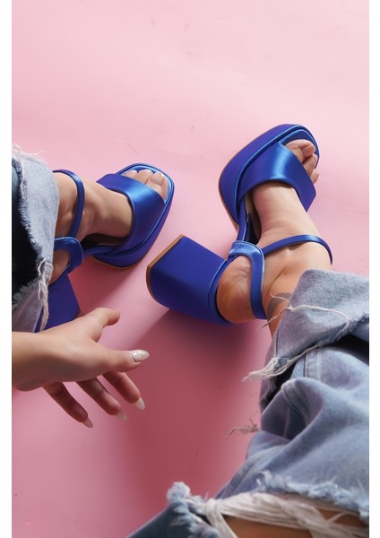 Fell Saks Mavi Saten Platform Topuklu Günlük Ayakkabı
