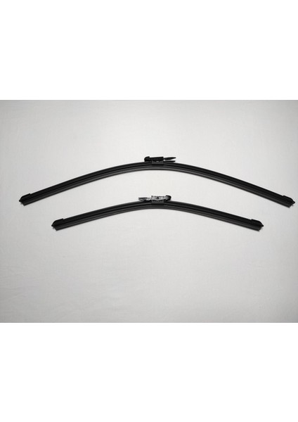 Ford Transit Courier Ön Cam Sileceği 2013 ve Sonrası İçin 28" - 15" ( 71 + 38 cm )