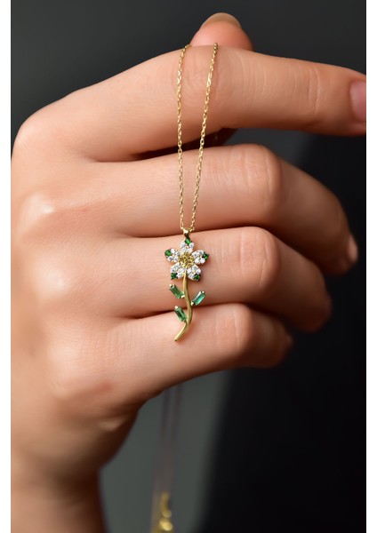 925 Ayar Gümüş Gold Kaplama Yeşil Taşlı Papatya Kolye fiyatları