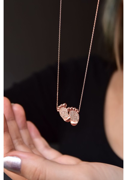 925 Ayar Rose Kaplama Bebek Ilk Adım Kolye fiyatları