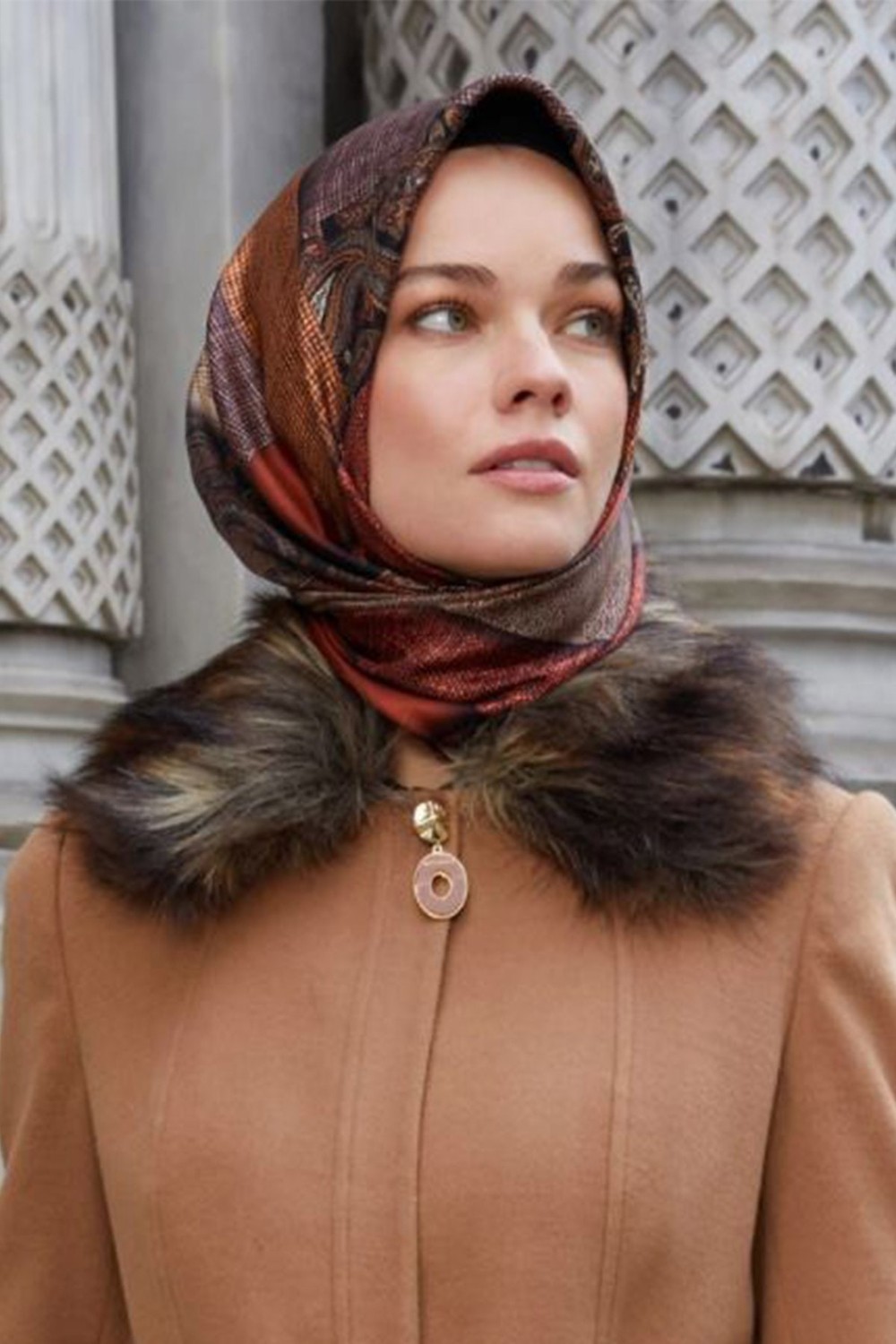 Lêvi D'or Levidor Lêvi D'or Yeni Sezon Trend Polyester 90X90 Twill (Tivil) Eşarp Modeli Tesettür Nağme Ürünü görsel 3