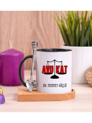 Hediye Dükkanı Kişiye Özel  Avukat Ahşap Altlıklı Kaşıklı Siyah Kupa Bardak