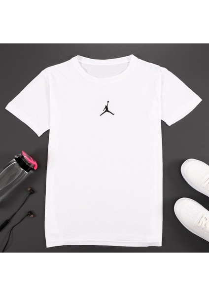 Basketball Baskılı Beyaz T-Shirt fiyatları