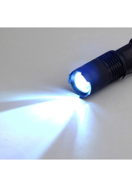 Xml 320LM Mini Led El Feneri -Siyah (Yurt Dışından) fiyatları