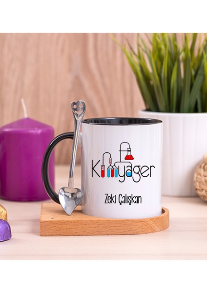 Kişiye Özel Kimyager Ahşap Altlıklı Kaşıklı Siyah Kupa Bardak