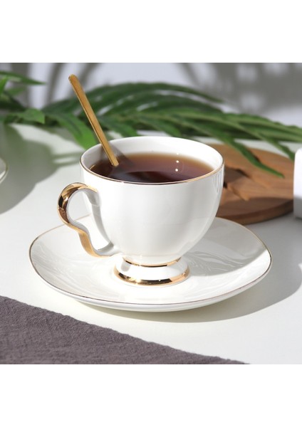Avrupa Kemik Çini Kahve Fincanı Set Basit Saf Beyaz Kahve Eşyaları Seramik Kupası Ingilizce Öğleden Sonra Çay Seti. | Kahve Kupası Ve Tabak Setleri (Yurt Dışından)