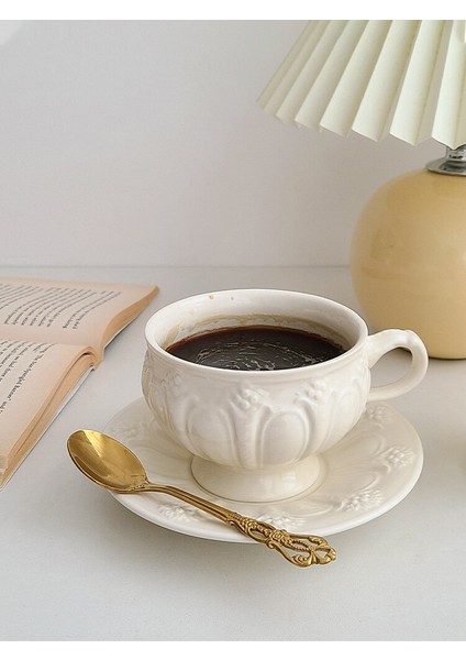 Avrupa Seramik Kupası Ve Daire Seti Porselen Çevre Dostu Vintage Kullanımlık Lüks Mate Kupası Ev Tazas De Cafe Drinkware 50 | Teacup Tabak Setleri (Yurt Dışından) modelleri