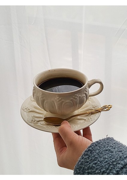 Avrupa Seramik Kupası Ve Daire Seti Porselen Çevre Dostu Vintage Kullanımlık Lüks Mate Kupası Ev Tazas De Cafe Drinkware 50 | Teacup Tabak Setleri (Yurt Dışından) fırsatları