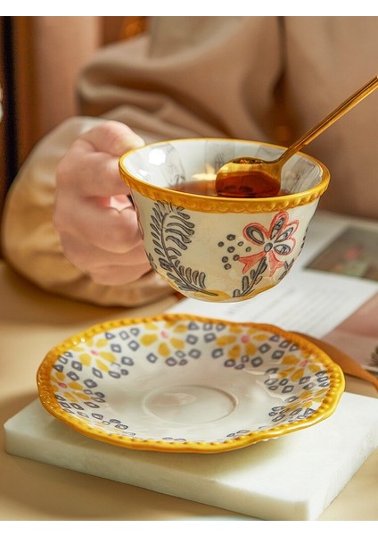 Ingiliz Sarayı Tarzı Kahve Fincanı Ve Tabağı Seti Işık Lüks Öğleden Sonra Çay Sofra Retro Ins Stil Seramik Zarif Kadın | Kupalar (Yurt Dışından)